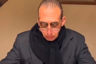 Azzal lett híres egy amerikai tiktokker, hogy a Lecsó ételkritikusává maszkírozta az apját