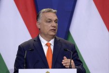 Orbán Viktor: Aki húsvétkor kap behívót, vegye fel az oltást!