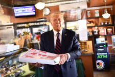 Trump véletlenül tiltólistára rakott egy kis veronai pizzériát elnöksége utolsó napján