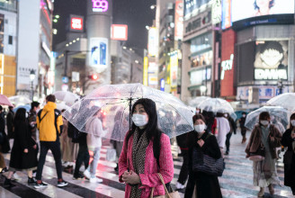 Az oltás hatékonyságát gyengítő mutáns terjedhet Tokióban