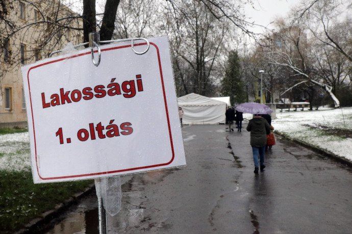 Kockázatos-e az első oltás után megkezdeni a nyitást?