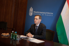 A Nemzetközi Valutaalap ülésén járt Varga Mihály