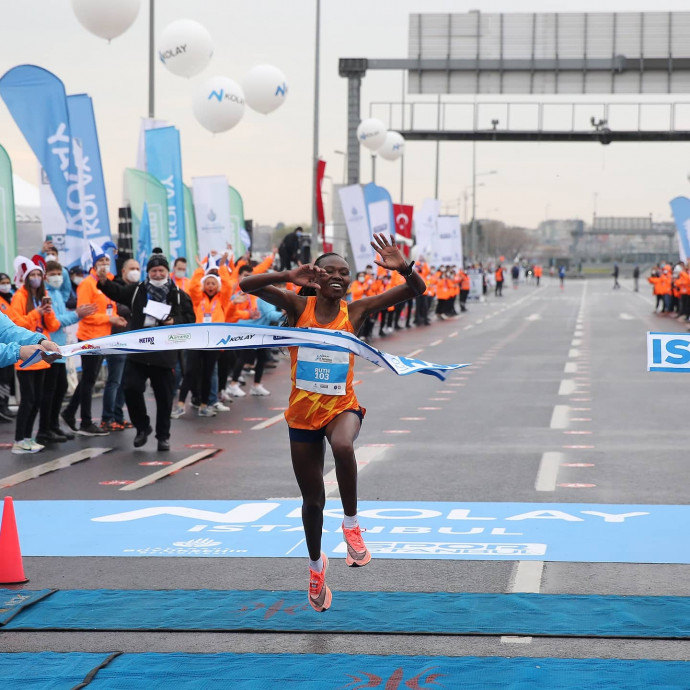 Ruth Chepngetich a félmaraton új világcsúcstartója – Fotó: Spor Istanbul