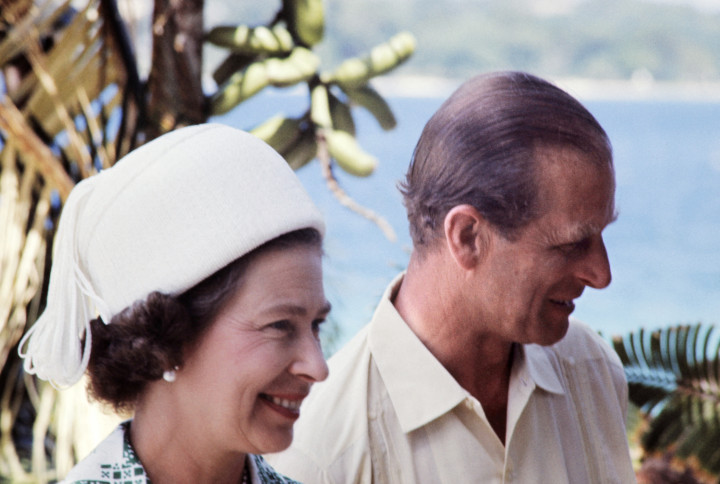 II. Erzsébet és Fülöp herceg 1974-ben, vanuatui látogatása közben – Fotó: AFP