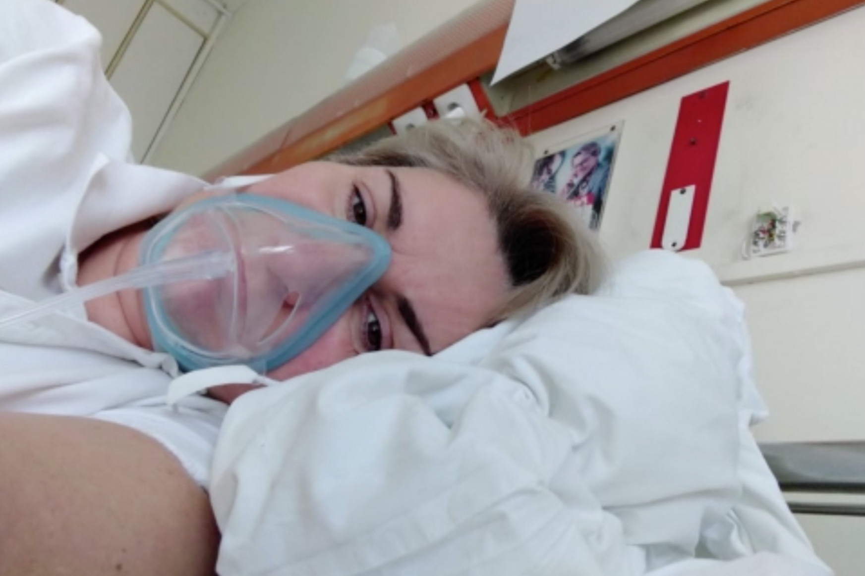 Születésnapozáson kapta el egy paksi nő családja a koronavírust, belehalt az apja és a nagymamája is