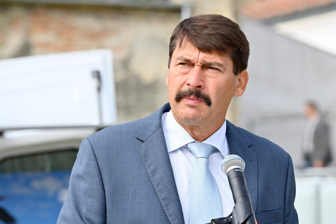 Áder az SZTE-professzor szexista, rasszista kijelentéseiről: Ha valóban elhangzott, akkor az minősíthetetlen