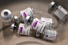 Dánia tartósan felhagy az AstraZeneca-vakcina alkalmazásával