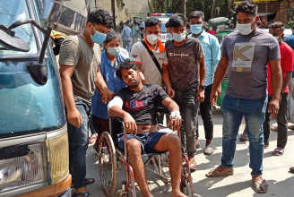 Fizetésükért tüntető munkásokat lőttek le egy kínai tulajdonú erőmű előtt Bangladesben
