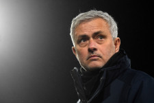 A Ligakupa-döntő előtt kirúgta José Mourinhót a Tottenham