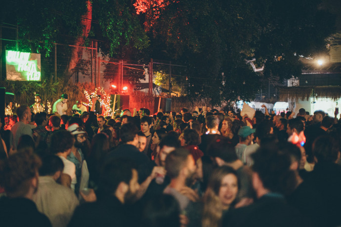 Buli Tel-Avivban. Fotó: Pillow Fight Club/Facebook