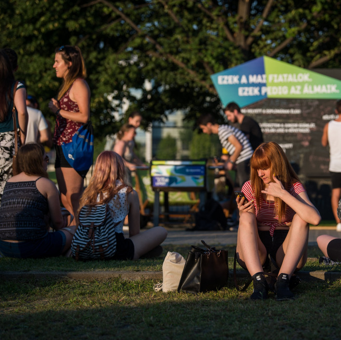 Egyre több a barát, és kevesebb a családtag azok között, akikben a leginkább megbízunk
