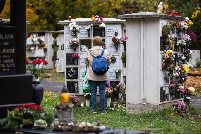 Tényleg világelsők vagyunk a Covid-halálozásban? A végeredményt csak később hirdetik ki