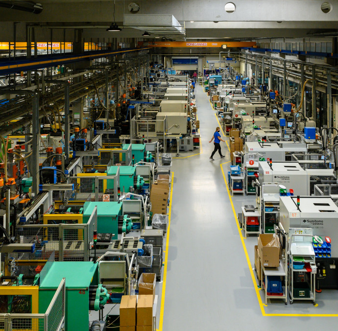 Külföldön van olyan cég, amely pénzzel motivál az oltásra, készülnek erre nálunk is?