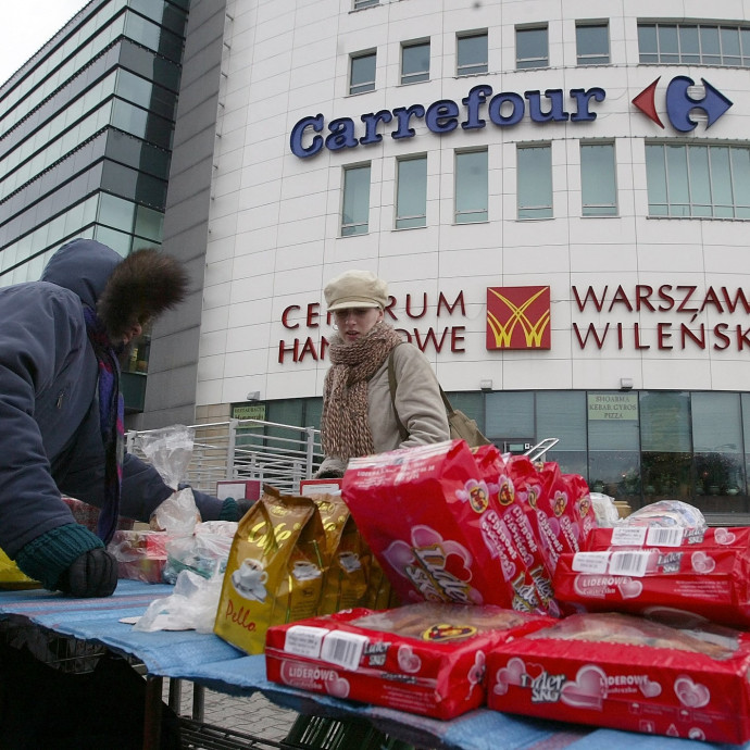 Használt műszaki boltot nyitott Lengyelországban a Carrefour üzletlánc