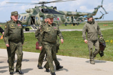 Elrendelték orosz katonák visszavonását az ukrán határ közeléből