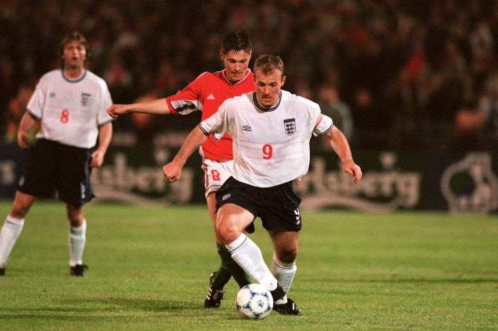 Dárdai a magyar válogatott tagjaként egy az angol válogatott ellen játszott barátságos mérkőzésen 1999-ben – Fotó: Tony Marshall / EMPICS / Getty Images
