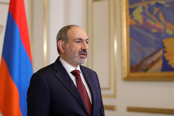 Lemondott az örmény kormányfő: a nép nem bocsátotta meg neki a kapitulációt