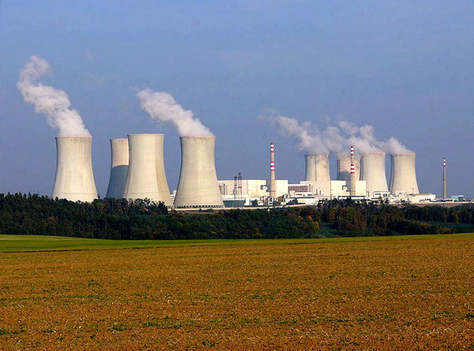 A Dukovanyban található atomerőmű – Fotó: Wikipedia