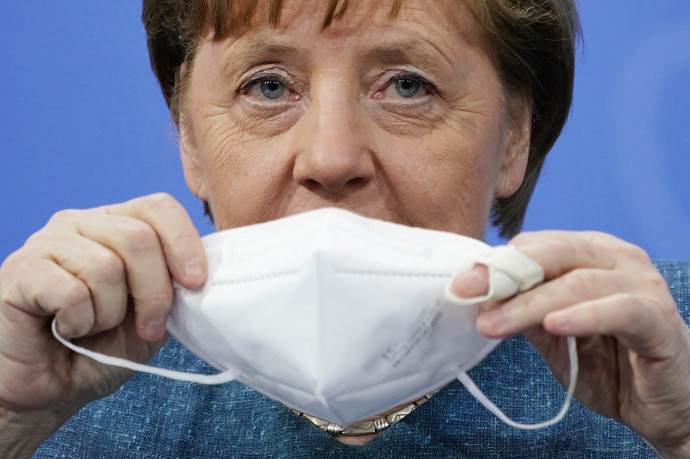Angela Merkel: Az Európai Gyógyszerügynökség még nem kapott elég információt az orosz vakcináról