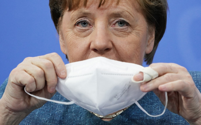 Angela Merkel német kancellár 2021. április 26-án, Berlinben – Fotó: Michael Kappeler / POOL / AFP