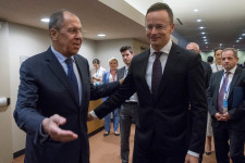 A csehek kérték, de Magyarország nem utasít ki orosz diplomatákat