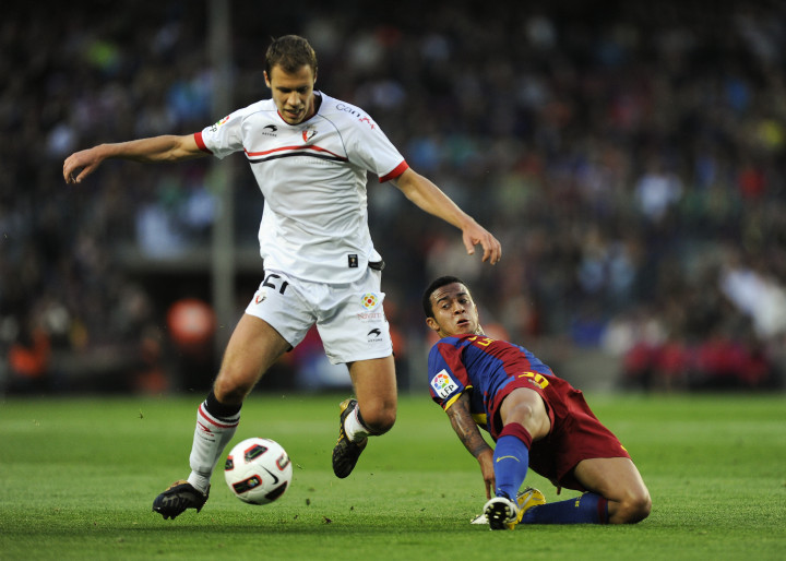Vadócz az Osasuna játékosaként egy Barcelona ellen játszott mérkőzésen 2011-ben – Fotó: David Ramos / Getty Images