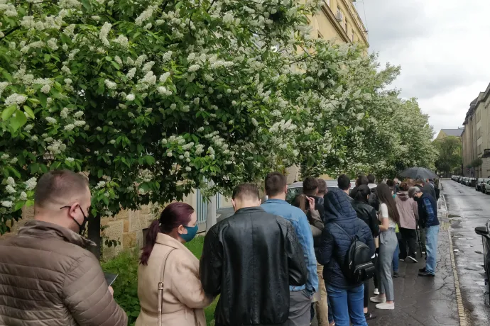 Hadházy: Oltásra Éhezők Viadala zajlik