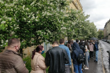 Hadházy: Oltásra Éhezők Viadala zajlik