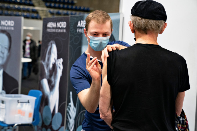 Dánia nem alkalmazza az oltási programjában a Johnson & Johnson vakcináját