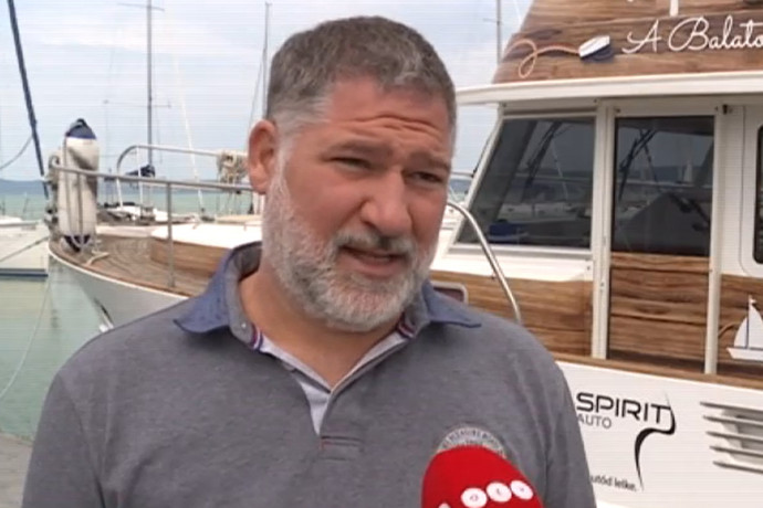 A Laposa-féle balatoni szervezet kilépő tagja: Egy általunk nem ismert szisztéma alapján, célzottan hívtak meg embereket