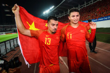 Angol és brazil futballistákkal akar kijutni a vb-re a kínai válogatott