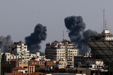 Huszonhat gázai halt meg a hétfő óta tartó légicsapásokban