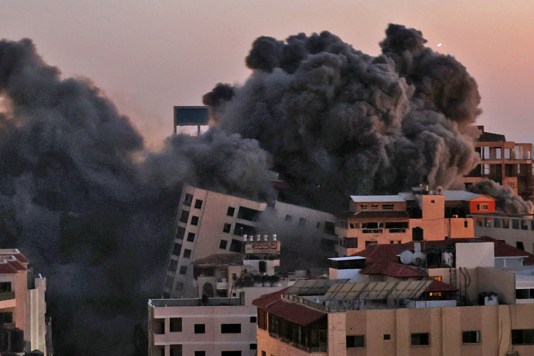 Porig bombáztak egy palesztin lakóházat az izraeli fegyveres erők