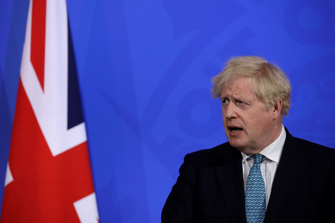 Nagy-Britanniában korábban adják a második oltást az indiai variáns miatt
