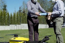 Először kézbesített csomagot egy drón Lengyelországban