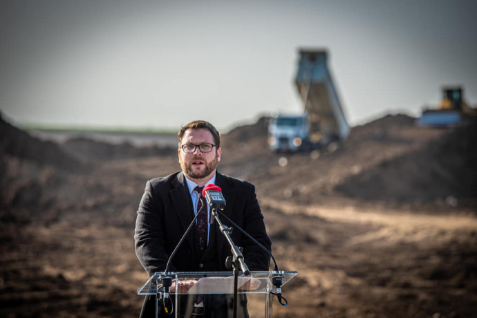Az államtitkár megmagyarázta, miért szervezik ki az atomenergiát a következő kormány alól