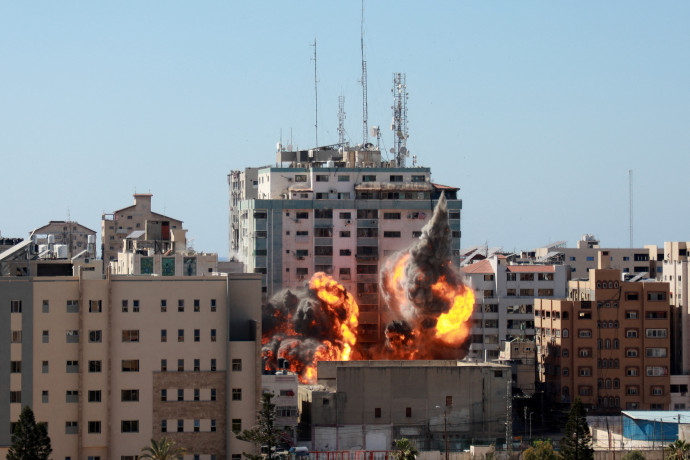 Izrael földig rombolta a nemzetközi újságíróbázist Gázában