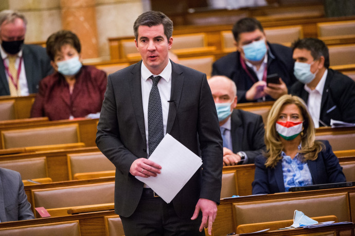 Kocsis Máté: Minősített esetben a pedofil bűncselekmény emberöléssel egyenértékű