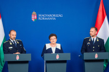 Mindenkit megtéveszthetett a koronavírus halálozási adatokkal az operatív törzs