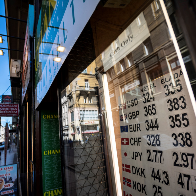 Fordított devizaháborút hoz az emelkedő infláció?