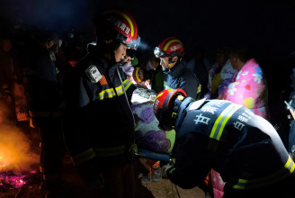 Sokan meghaltak és eltűntek Kínában egy terepfutóversenyen, amit felhőszakadás mosott el