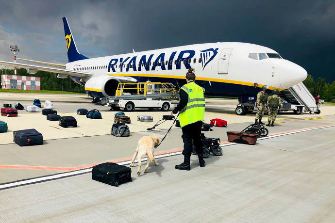 Minszk külföldi szakértőket hív, hogy vizsgálják meg a Ryanair-incidenst, a Hamász tagadja, hogy köze lenne hozzá