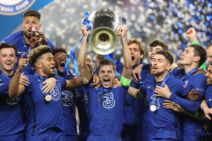 A Chelsea csapata 2021. május 29-én, miután megnyerte a Bajnokok Ligáját – Fotó: Alexander Hassenstein – UEFA / ANADOLU AGENCY / Anadolu Agency via AFP