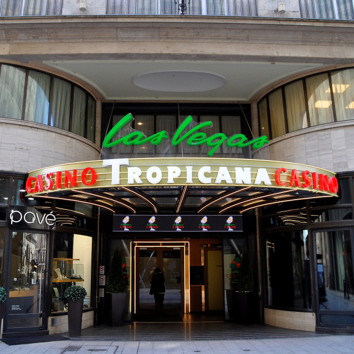 Milliárdokat hoztak kormányközeli tulajdonosaiknak a járványban is nyitva tartó kaszinók