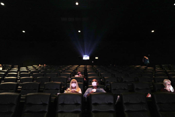 Nézők a tavaly augusztusi nyitás után a Tennessee-ben található Franklin egyik mozijában. Forrás: Jason Kempin / GETTY IMAGES NORTH AMERICA / Getty Images via AFP
