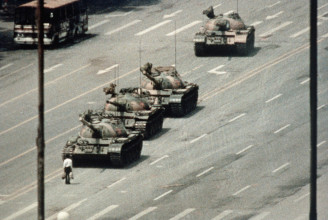 A Microsoft keresője cenzúrázta a tank előtt álló férfi képét a Tienanmen téri vérengzés évfordulóján