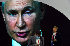 Putyin: Indulhat a fizetős vakcinaturizmus Oroszországba