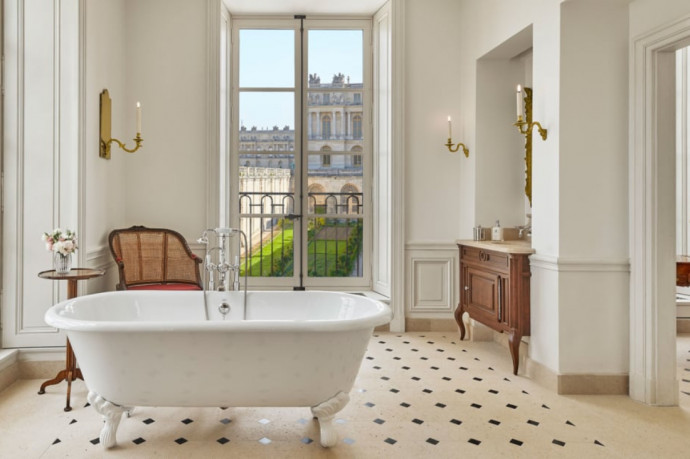 Szívesen eltöltene egy éjszakát a versailles-i kastélyban? Potom 600 ezer forintnyi összegért most megteheti!