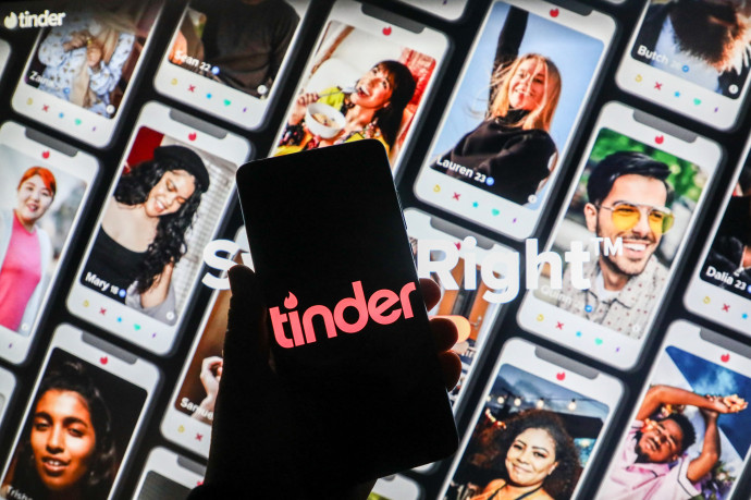 Ingyen szuperlájkot ad a brit Tinder azoknak a felhasználóknak, akik beoltatják magukat