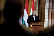 Orbán az EU külpolitikájáról: Szánalmas papírtigriseknek látszunk, rajtunk nevet a világ